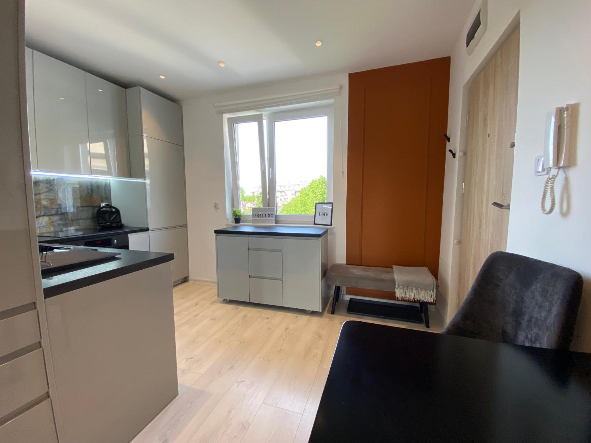Lovers' Loft Apartment In Krakow - Orawska 7 ภายนอก รูปภาพ