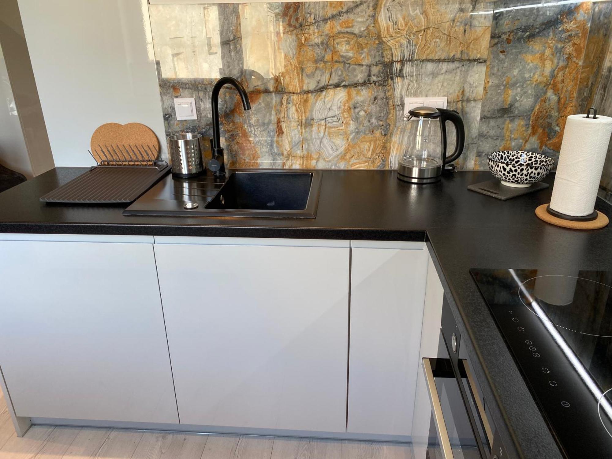 Lovers' Loft Apartment In Krakow - Orawska 7 ภายนอก รูปภาพ