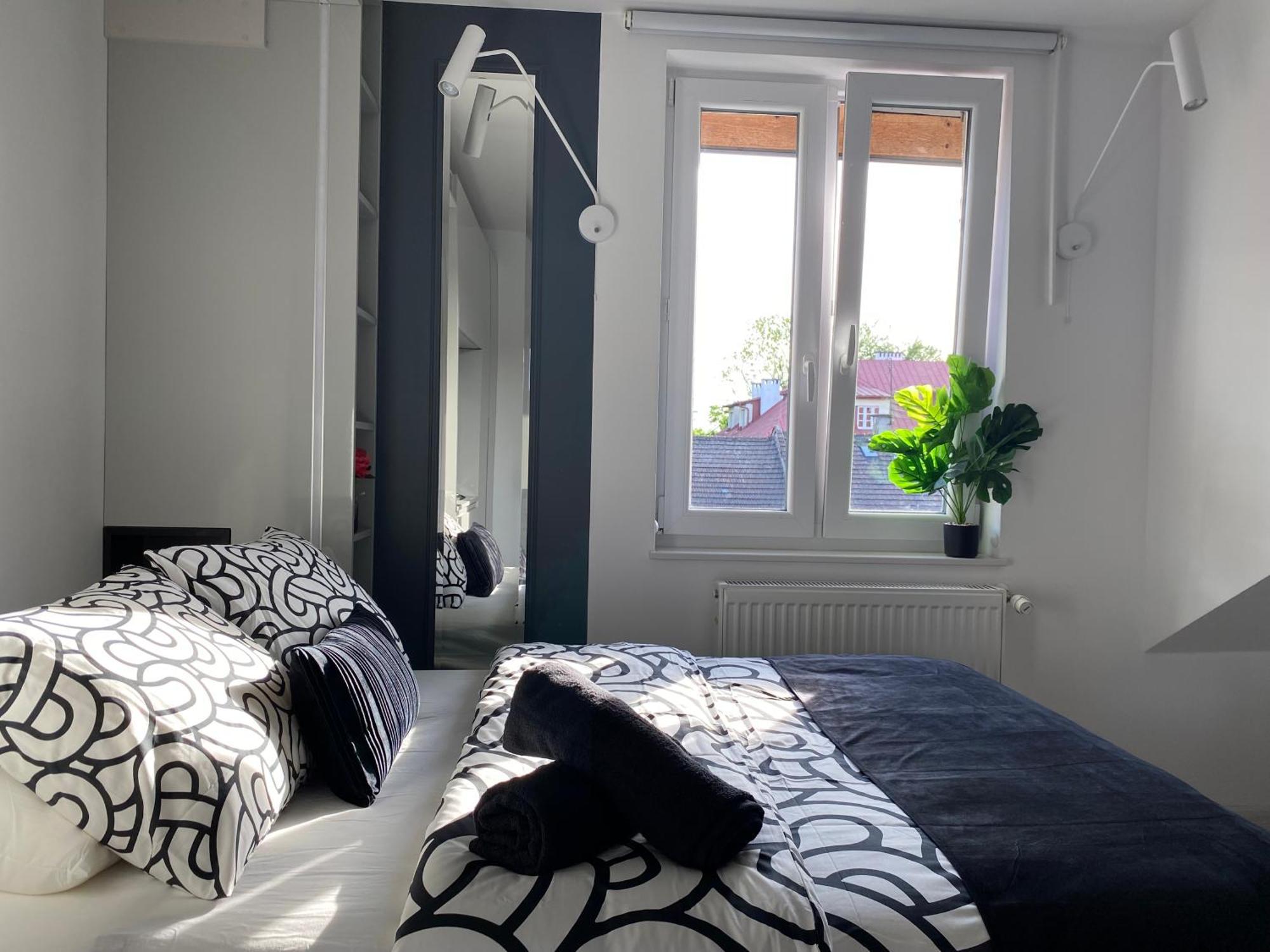 Lovers' Loft Apartment In Krakow - Orawska 7 ภายนอก รูปภาพ